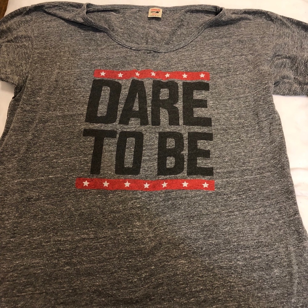 Homage Dare to Be Crop T-shirt Small